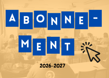 Titre abonnement 2026-2027 avec click de souris, en fond la photo d'une formation pour adultes dans une salle de classe universitaire